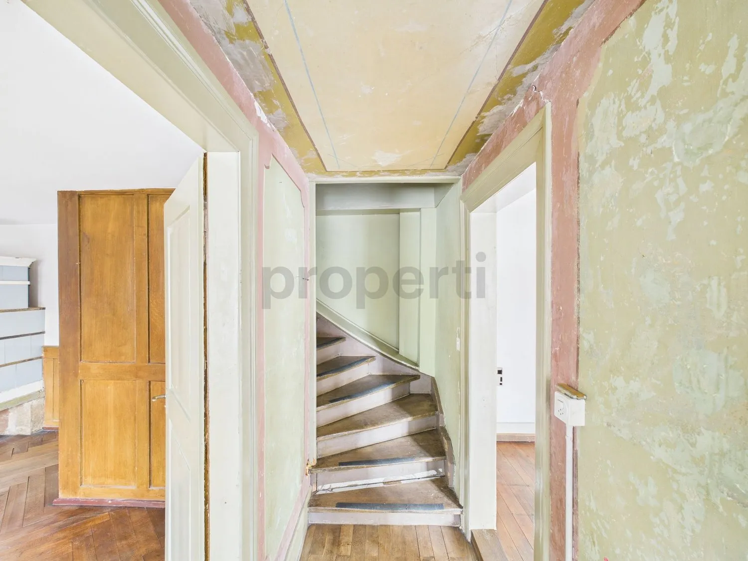 Charmante 6.5-Zimmer-Wohnung in ländlicher Umgebung