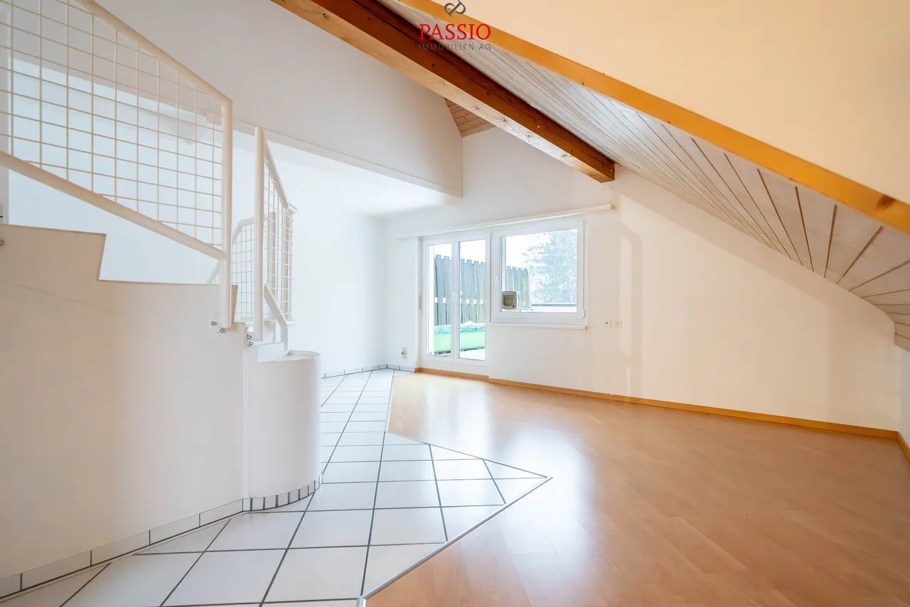 Gepflegte 4.5-Zimmer Duplex-Wohnung mit grosser Terrasse