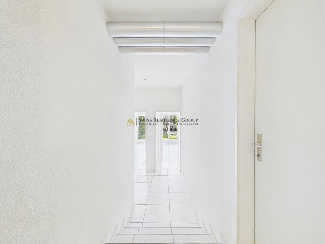 Sonniges 7.5-Zimmer Reihen-Einfamilienhaus mit Garten, Balkon und Bergsicht