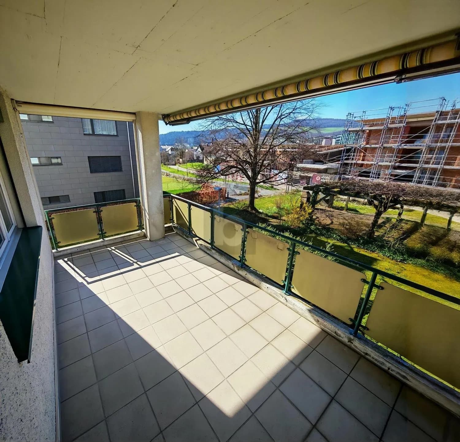 RUHIGES JUWEL, PERFEKT ERSCHLOSSEN