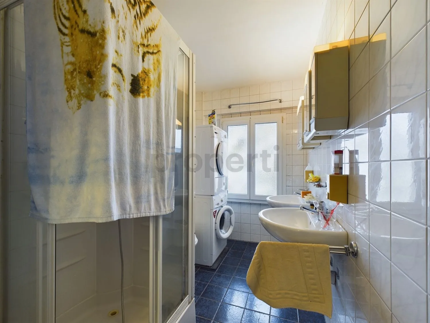 Exklusives Einfamilienhaus in ruhiger Waldrandlage mit Seesicht und Garten