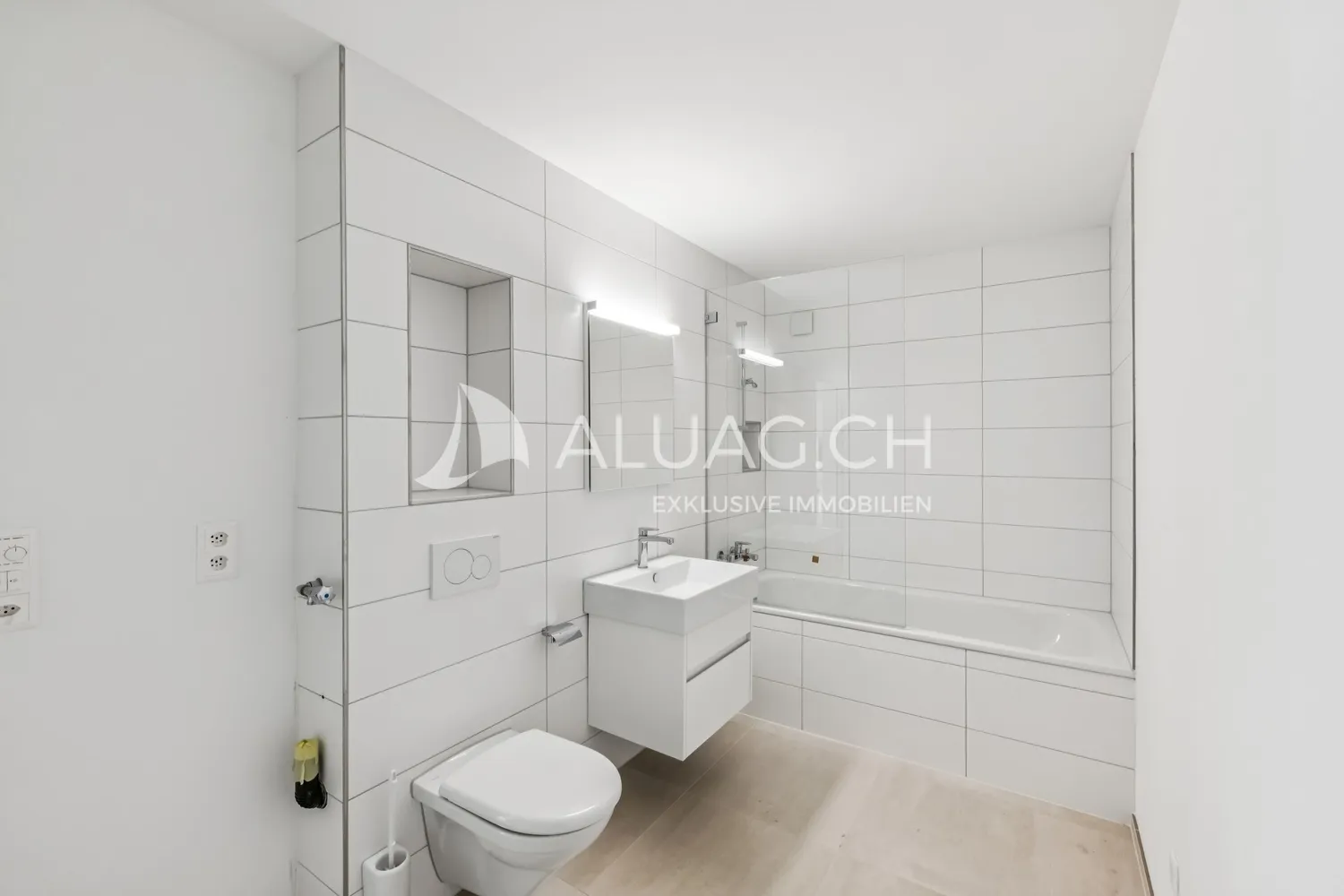 5.5 ZIMMER ATTIKAWOHNUNG