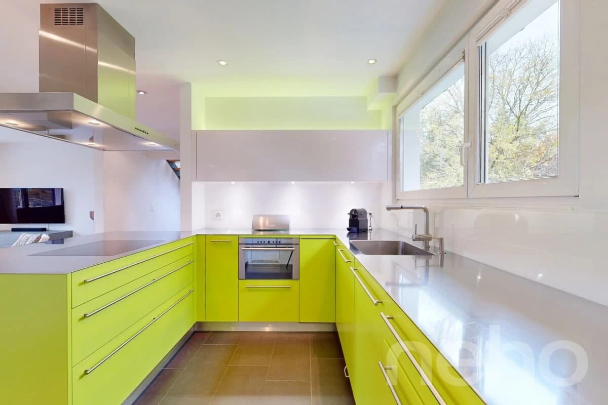 Erstklassiges 5.5-Zimmer Einfamilienhaus mit attraktiver Fernsicht