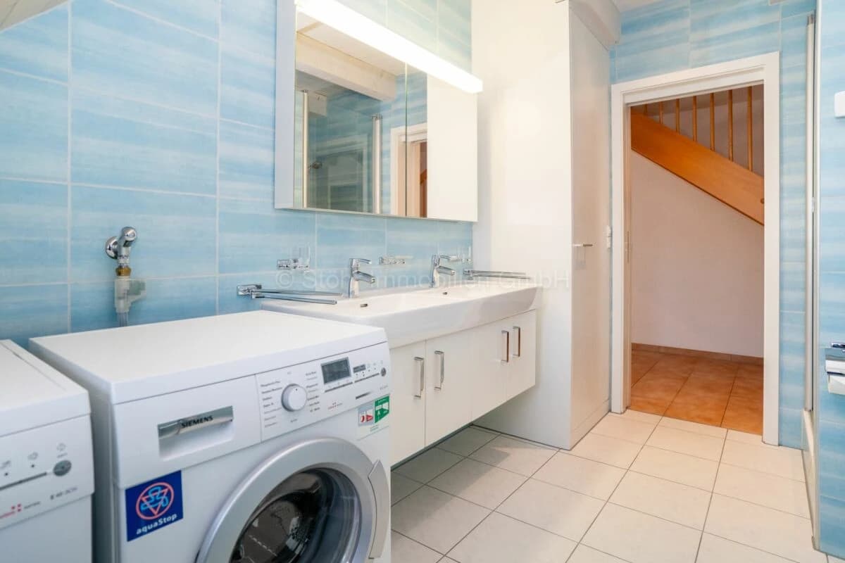 Unter dem Dach - Charmante 3.5-Zimmer-Dachwohnung mit Galerie