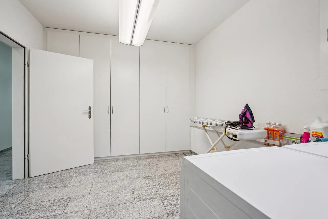 ALL IN ONE - WOHNEN UND/ODER ARBEITEN AN TOPP LAGE