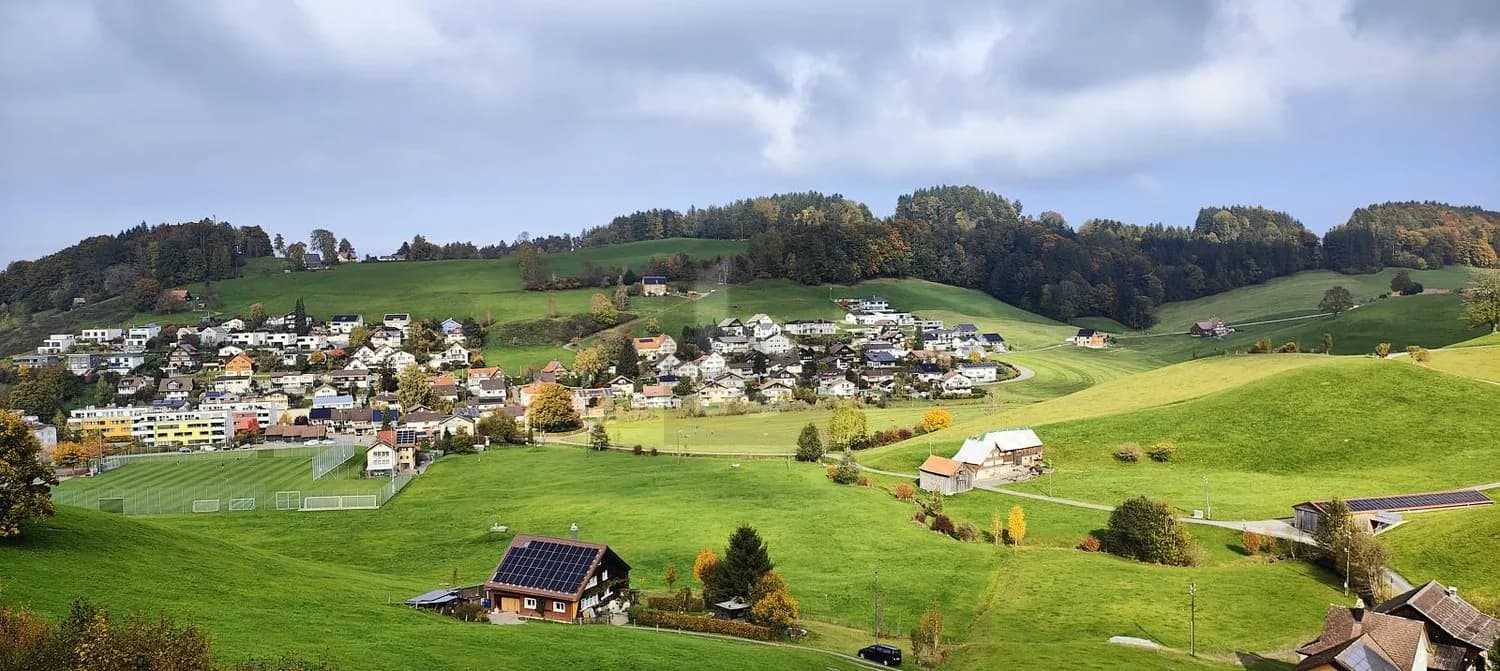 MODERN UND KOMPLETT SANIERT