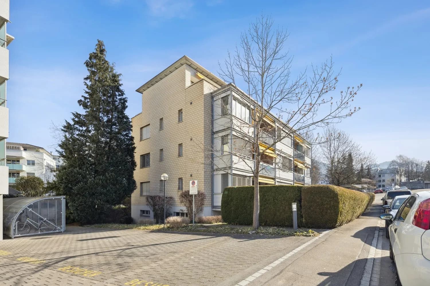 Über den Dächern von Hinwil