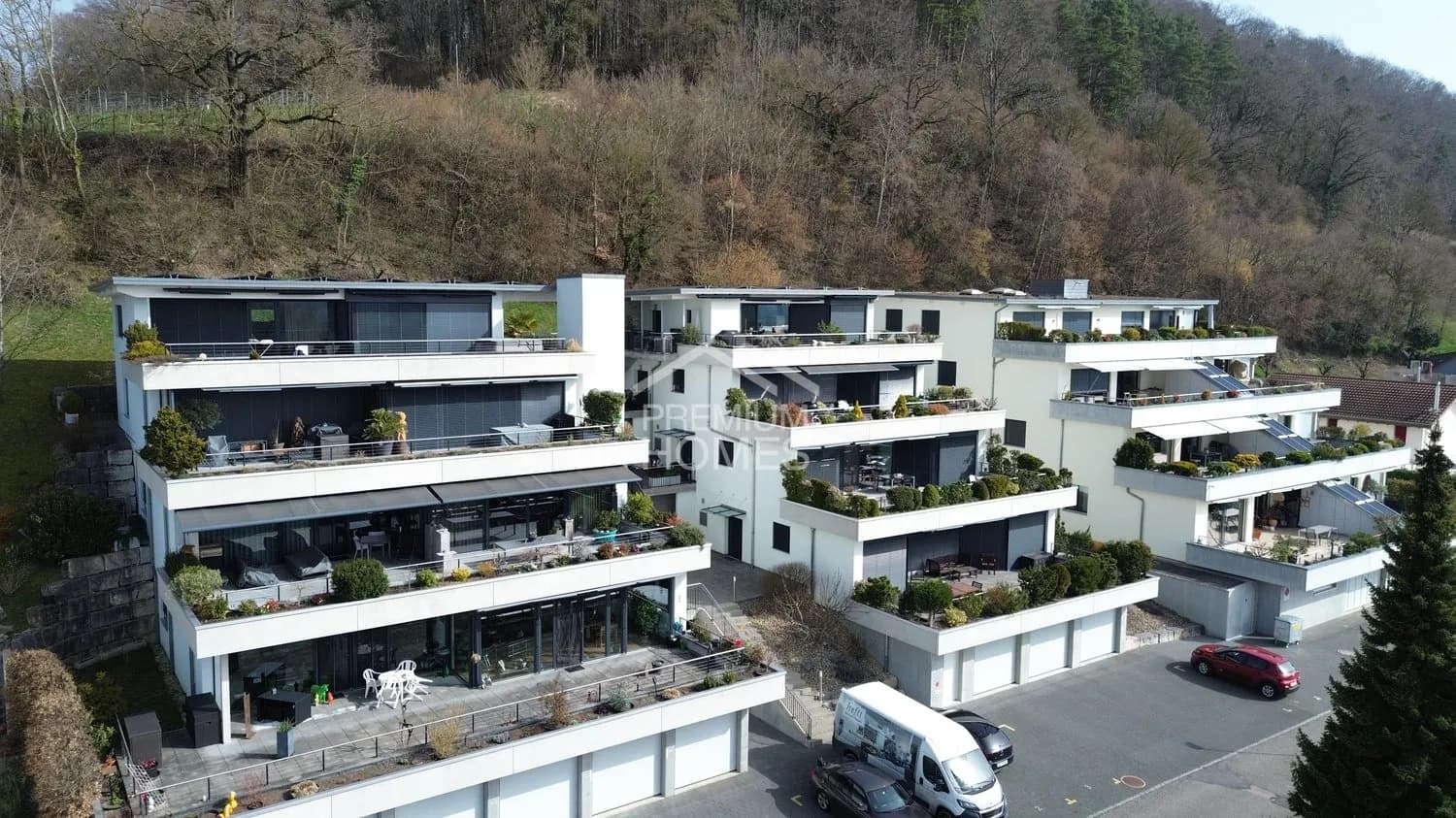 Exklusives Terrassenhaus mit beeindruckender Weitsicht