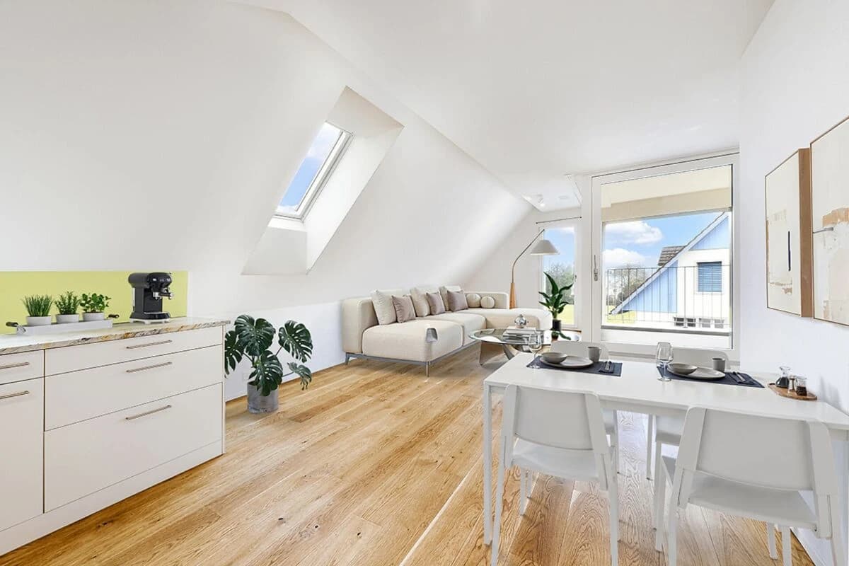3.5-Zimmer Dachwohnung mit Loggia in Riedikon