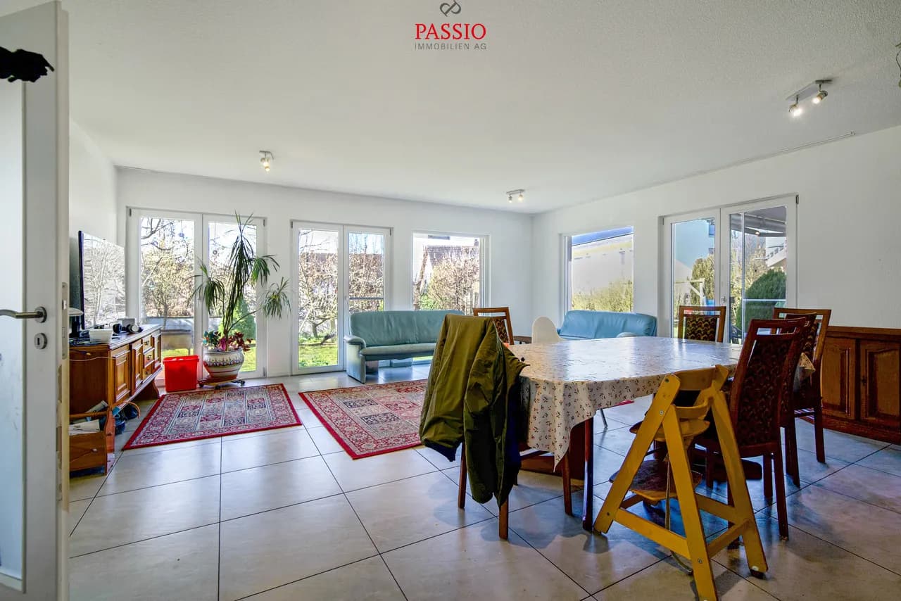 Grosszügiges 7.5-Zimmer-Einfamilienhaus mit Garten und viel Platz
