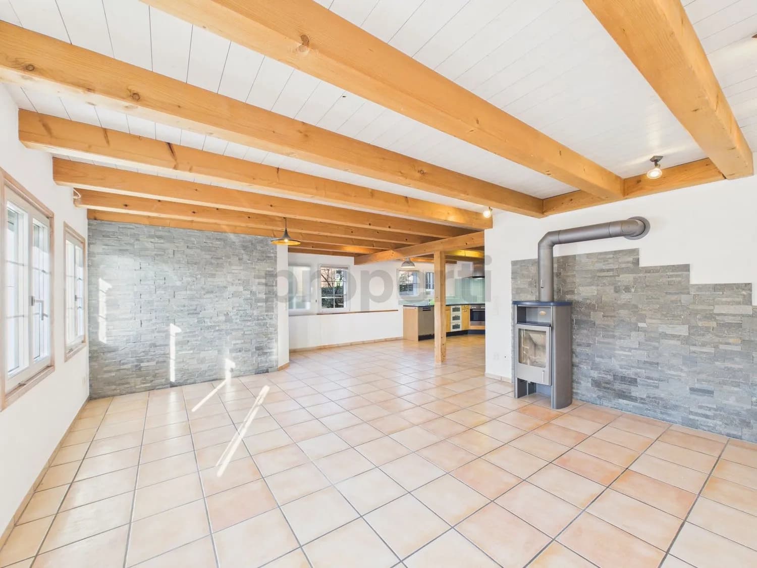 Charmantes 6.5-Zimmer-Reihenhaus mit praktischem Keller, Dussnang