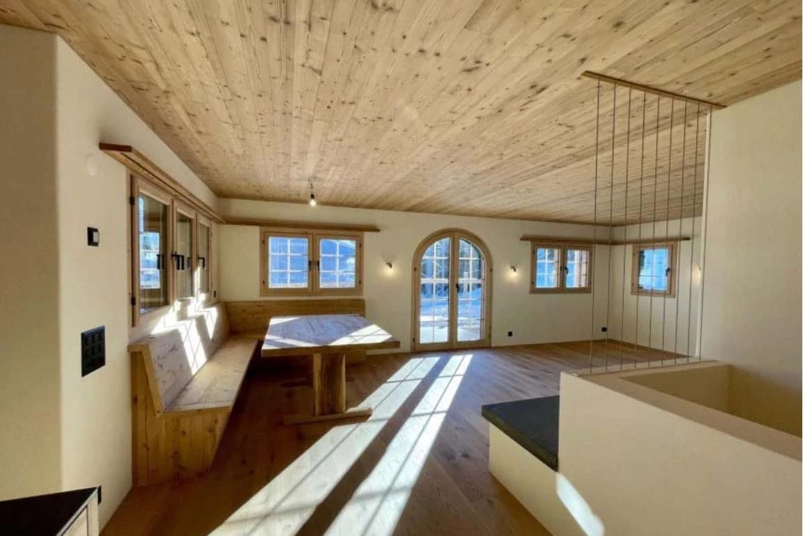 Moderne 5.5-Zimmer-Maisonette mit Tiefgarage, Laax