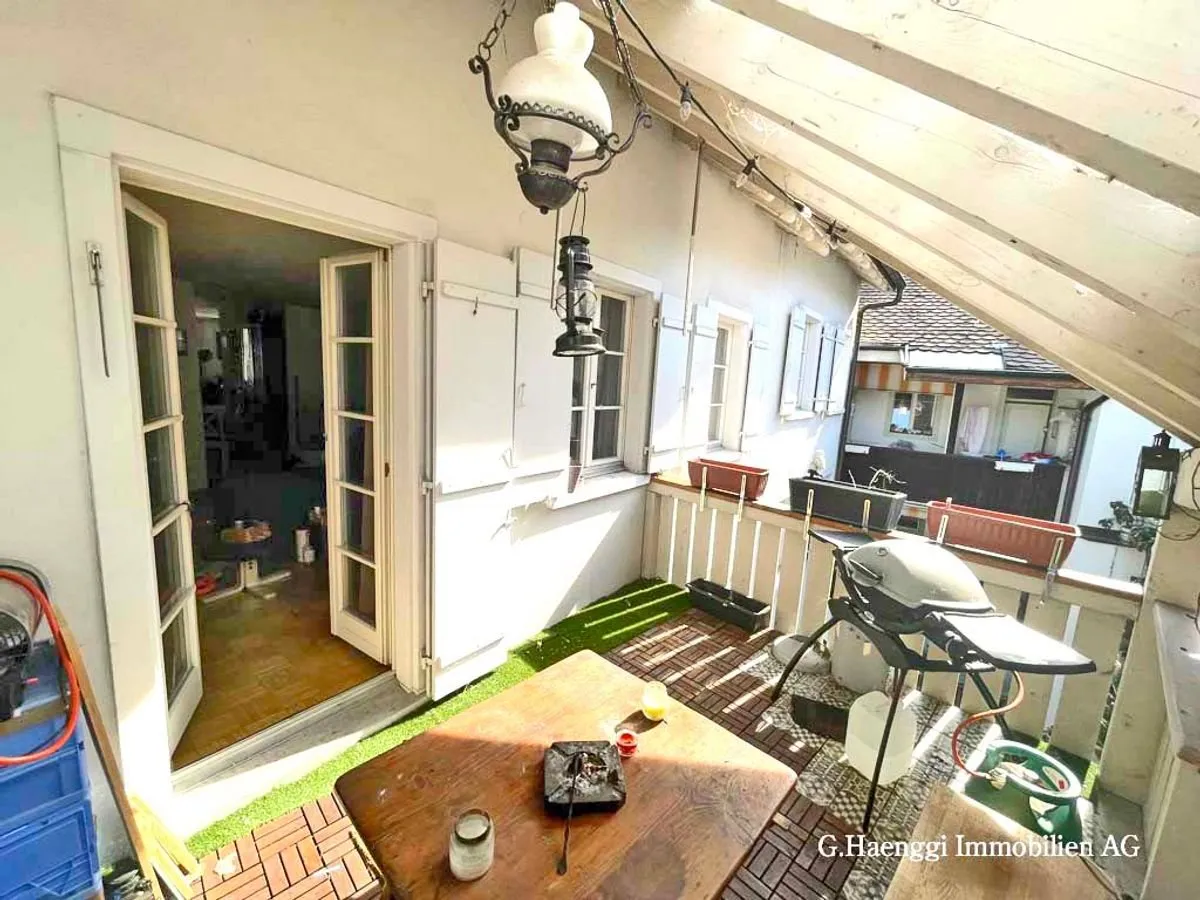 Grosszügige, helle 5 1?2 Zi-Maisonette-Wohnung mit Balkon in der Altstadt