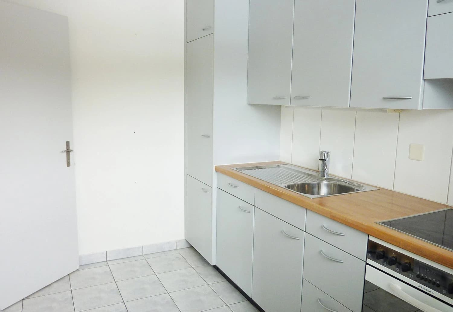 Traumaussicht über die ganze Stadt Zürich bis zum See