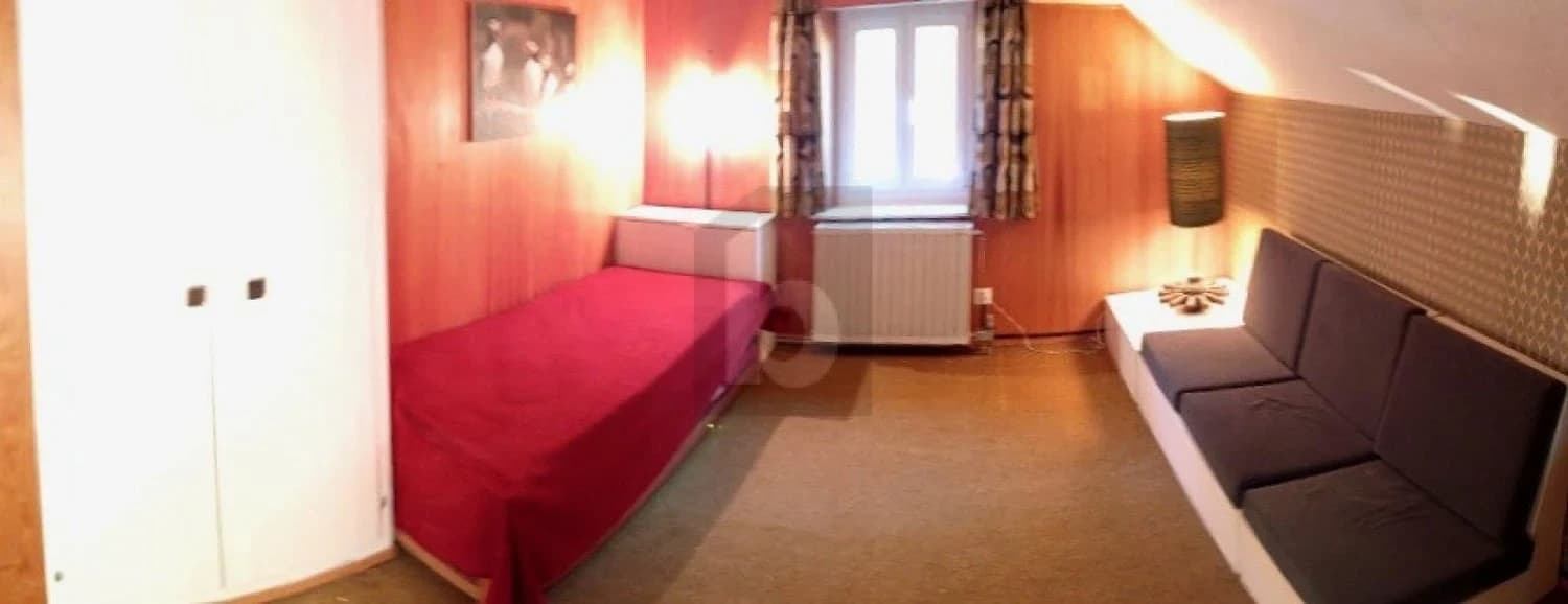 SONNIGES WG-ZIMMER IN ZENTRALER LAGE