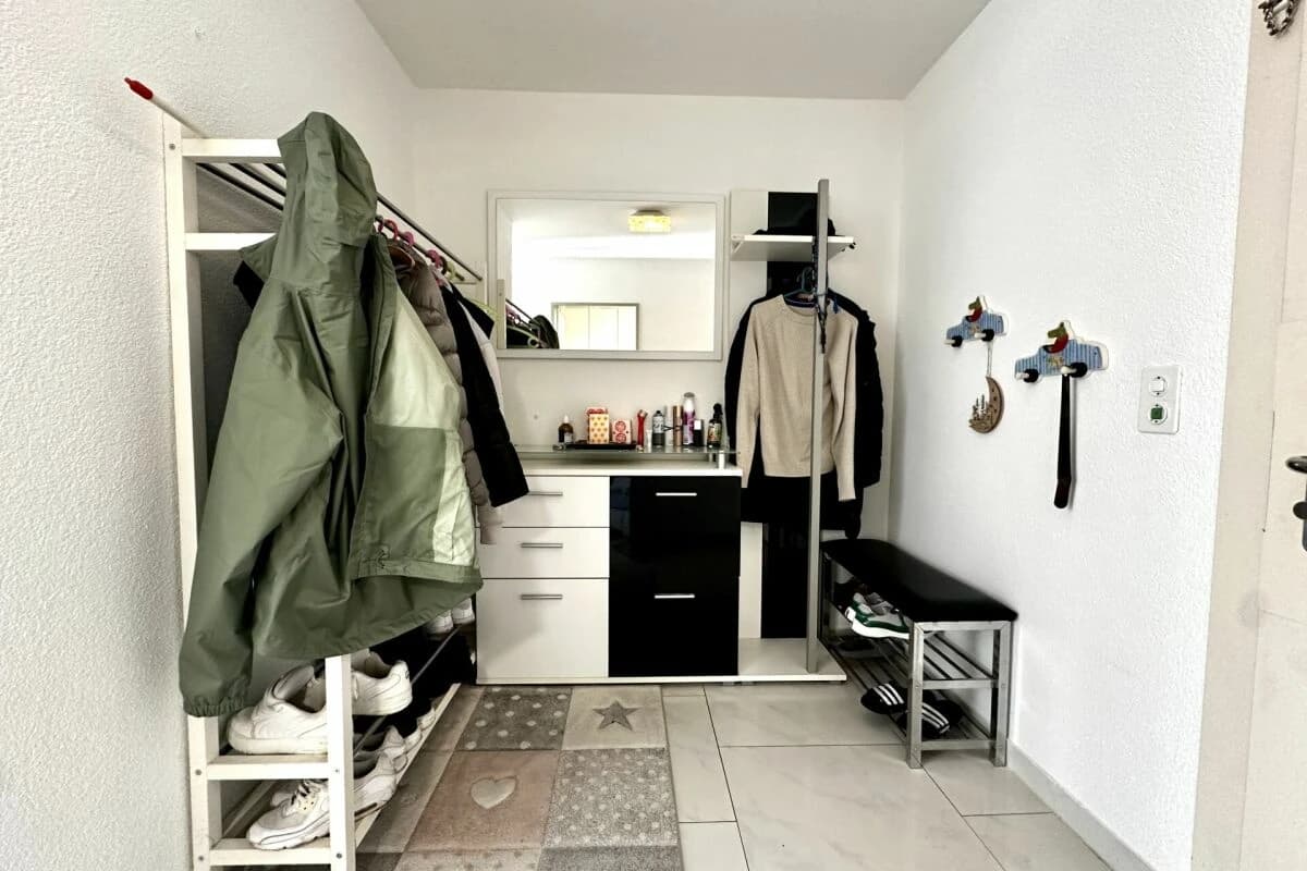 6.5-Zimmer Eck-Einfamilienhaus in Seenähe