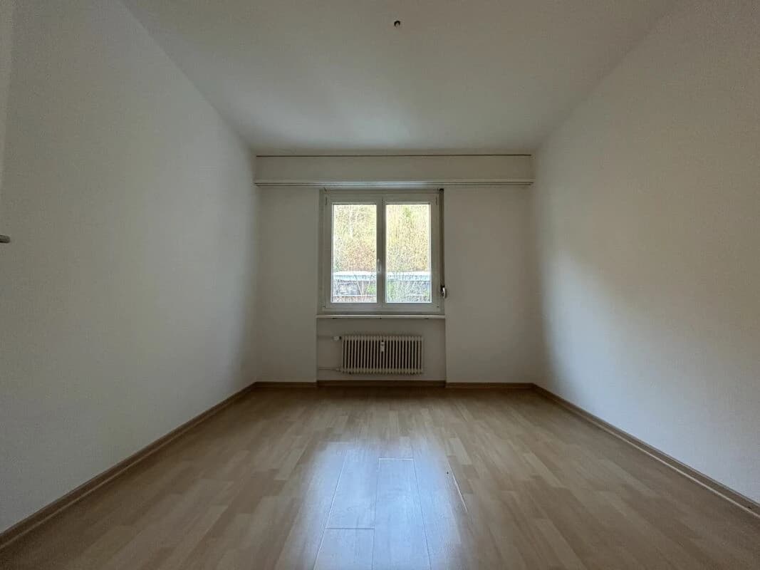 Ueken / 3.5 Zimmer Wohnung 1. OG rechts