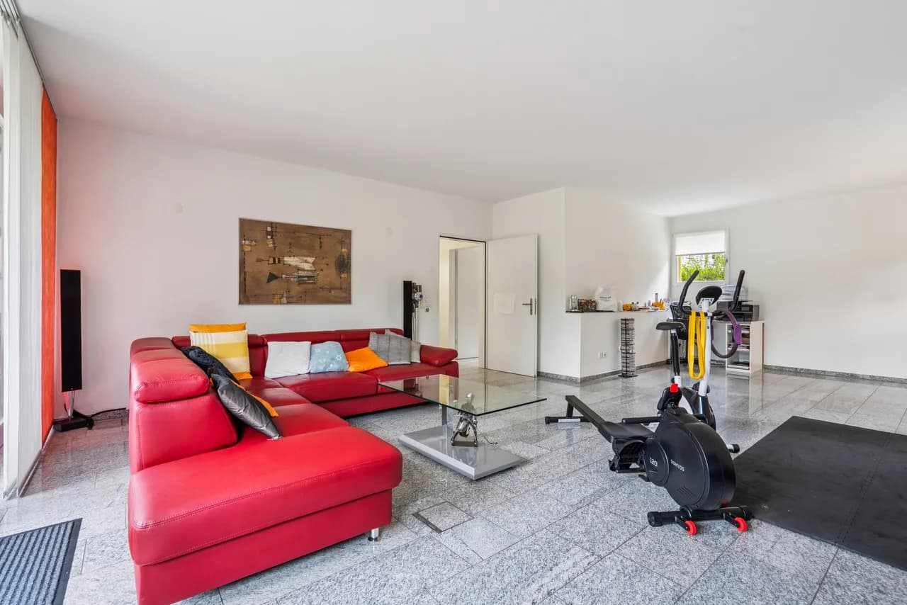 ALL IN ONE - WOHNEN UND/ODER ARBEITEN AN TOPP LAGE