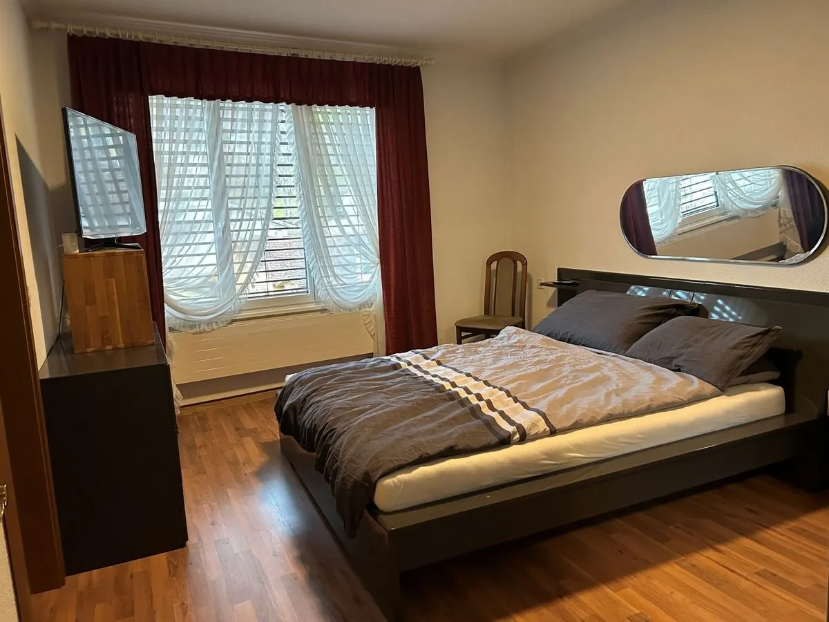 Möblierte 3.5 Zimmerwohnung mit Traumaussicht