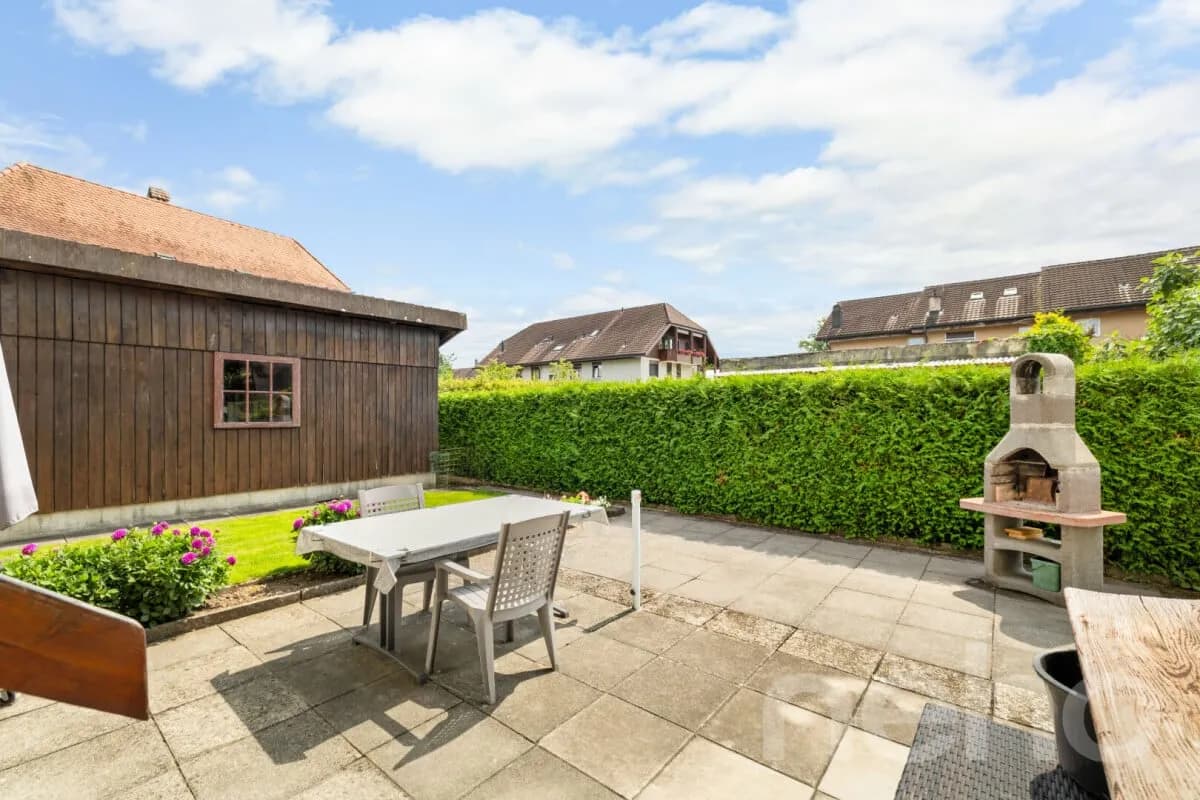 Viel Platz für die ganze Familie - Zweifamilienhaus in Zielebach