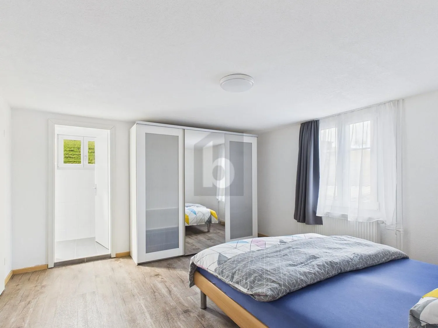 RENOVIERT UND MÖBLIERT MIT FLEXIBLER MIETDAUER