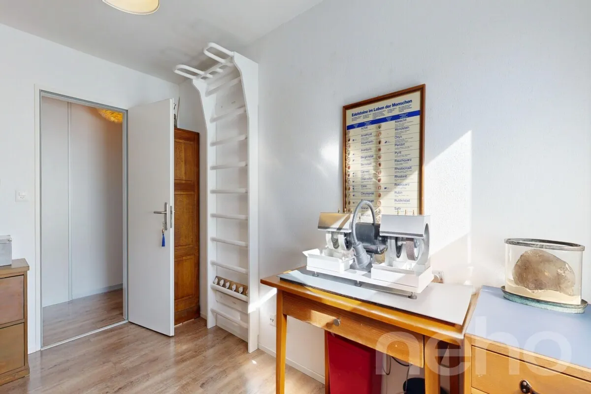 Ruhige 4.5-Zimmer-Wohnung am Fuss des Uetlibergs