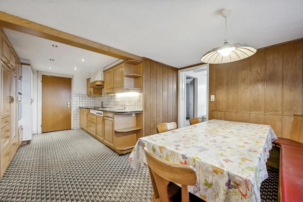 Bauernhaus mit Wohnraum, Ökonomieteil und Entwicklungspotenzial