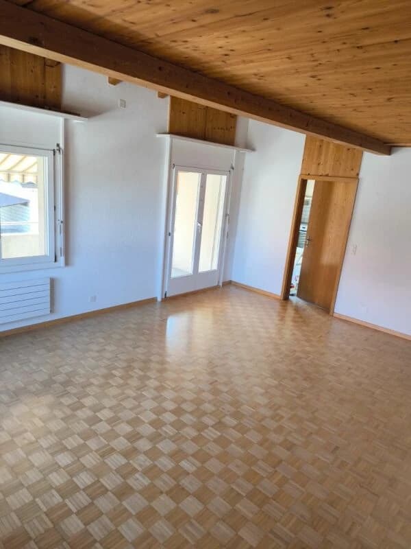 Grosse 4,5Zi mit zusätzlicher Gallerie