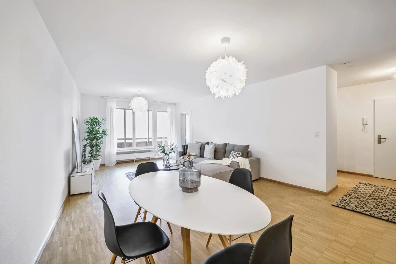 Wohnen im Stadtzentrum mit zwei Balkonen