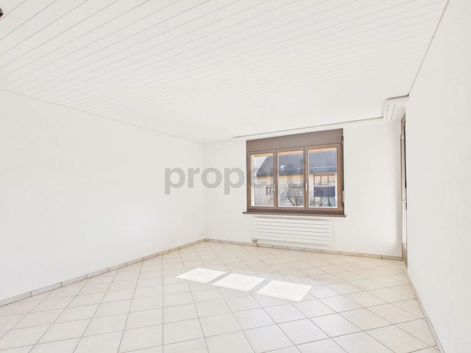 Moderne 4.5-Zimmer-Wohnung mit schönem Balkon