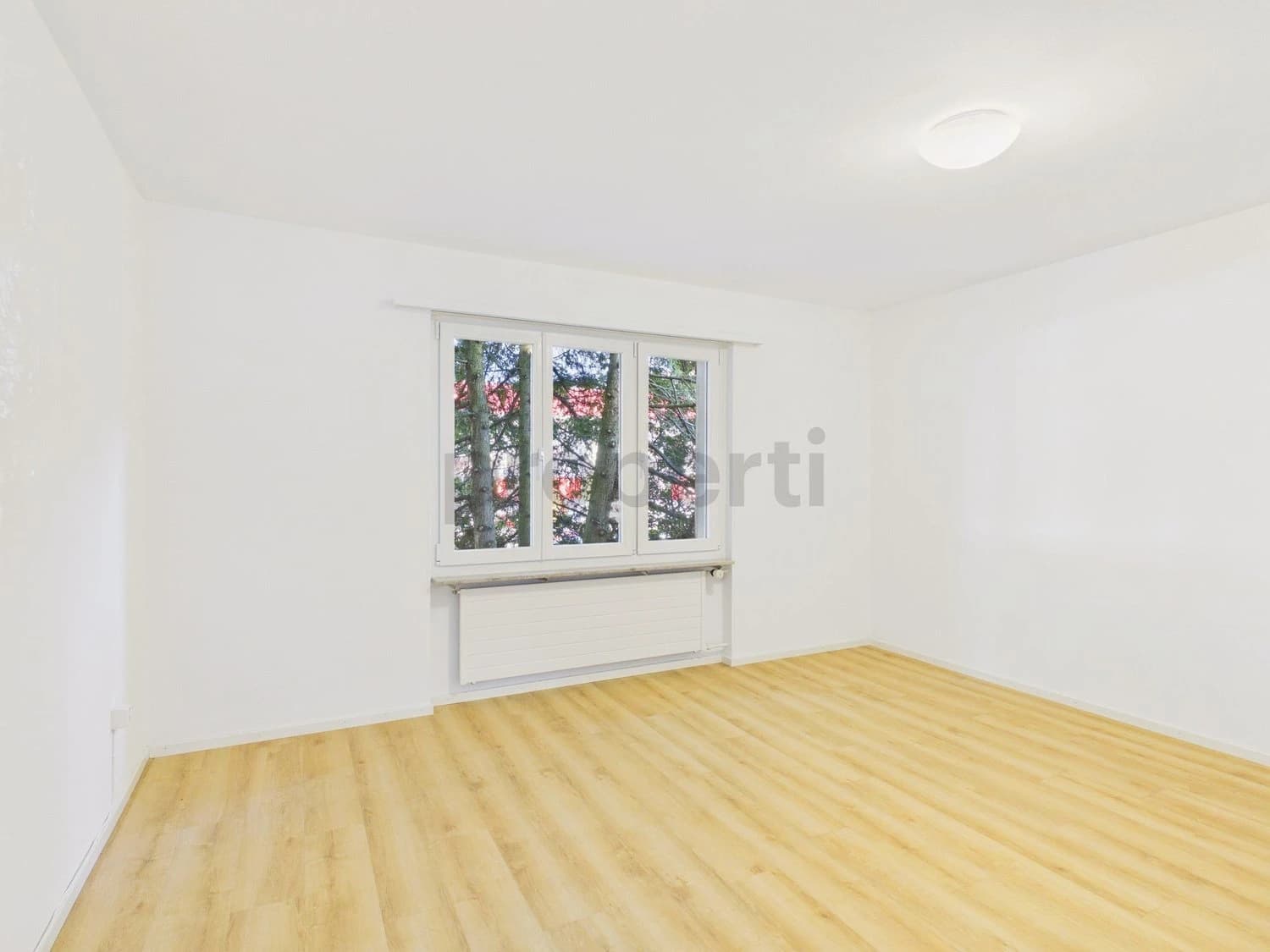 Modernes 5.5-Zimmer-Einfamilienhaus mit Balkon, Freienbach