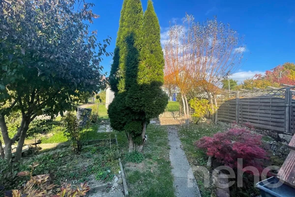 Charmantes Reihenmittelhaus mit Garten in Truttikon ZH