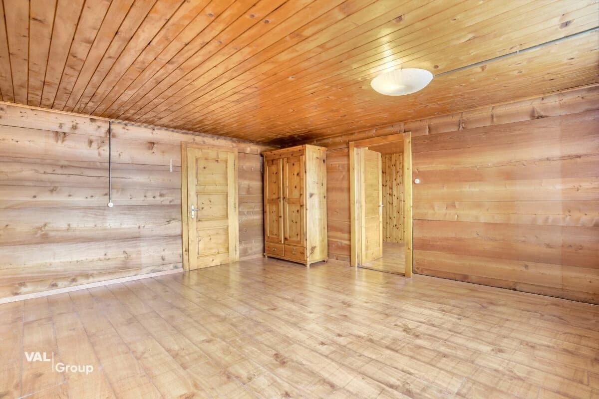 Renovierte Wohnung im Dorfkern mit attraktivem Zusatzraum im Dachgeschoss