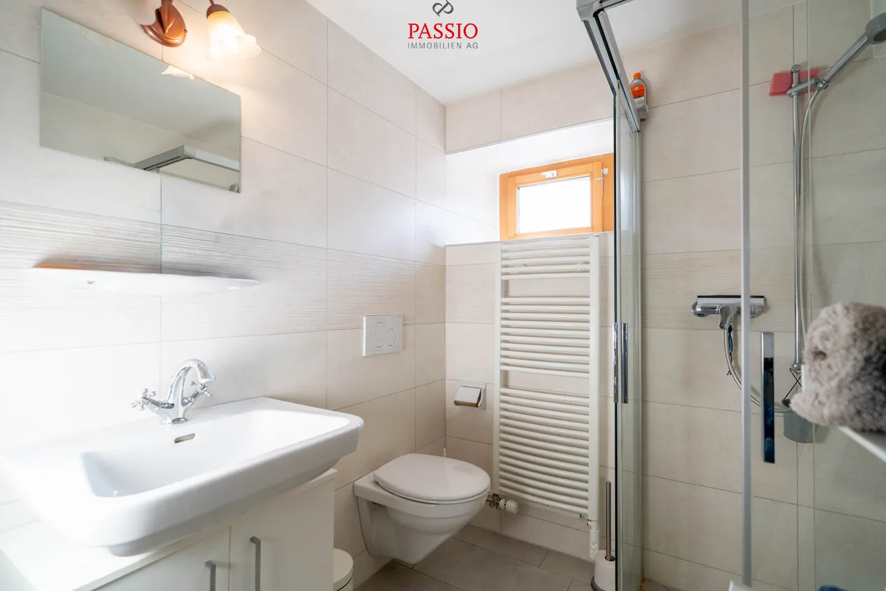 Grosses 8-Zimmer-Bauernhaus mit Gartenidylle und viel Potenzial