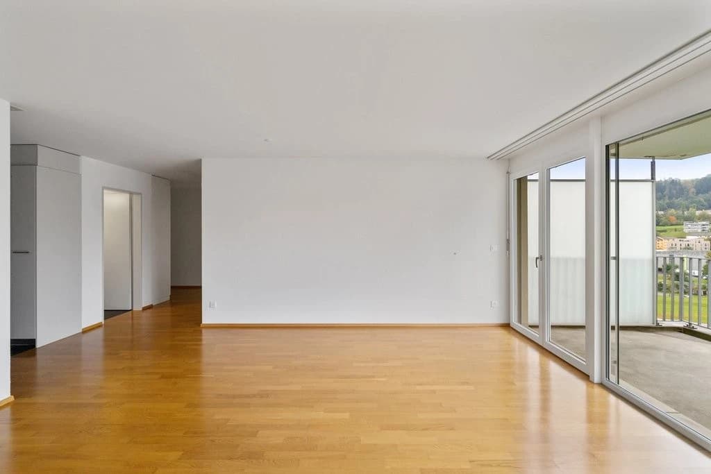 Traumhafte Wohnung mit grossem Sitzplatz