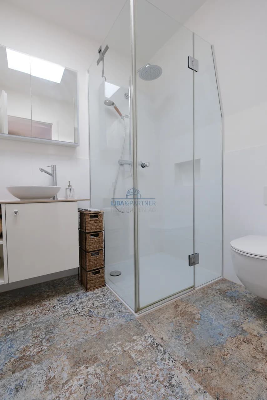 Stilvoll saniert & voller Charme - Exklusive Attikawohnung im Gellert