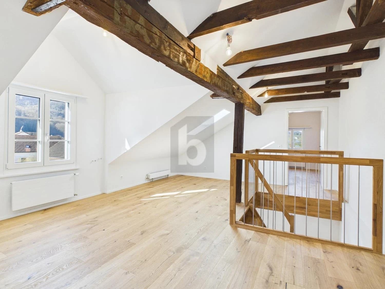 HOCHWERTIGER INNENAUSBAU - ERSTBEZUG!