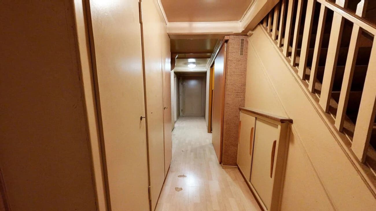 Zweifamilienhaus mit Renovationsbedarf und zusätzlicher Baulandparzelle