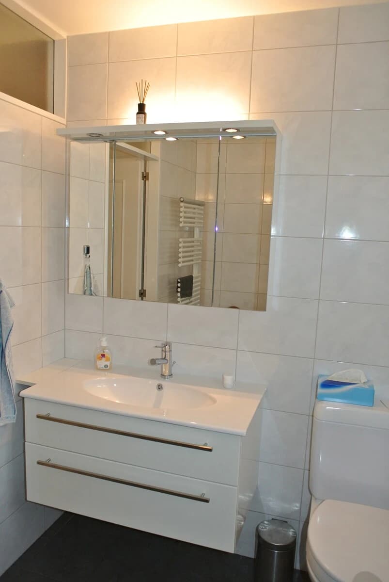 Zusammen wohnen  getrennt leben: 2-Familienhaus zu vermieten