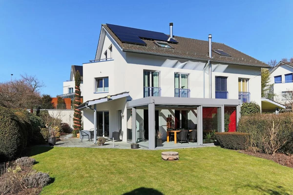 Wohnoase mit TRAUM-Garten und Wintergarten  Doppel-Einfamilienhaus zum Verlieben