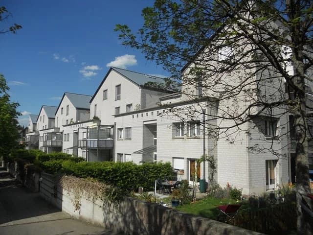 Wohnen auf zwei Etagen im Grünen!