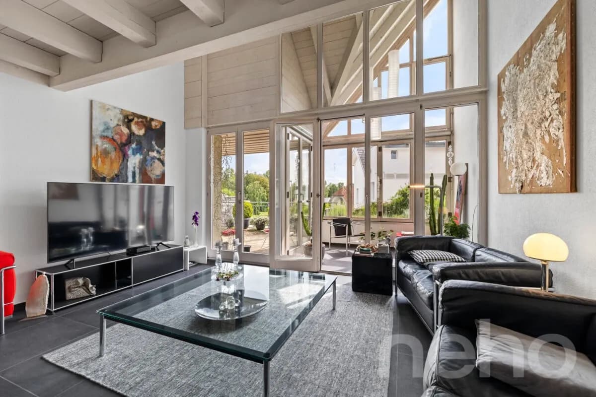 Zweifamilienhaus mit Atelier an zentraler Lage in Orpund bei Biel BE