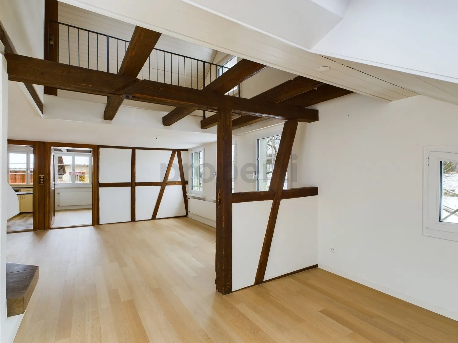 Modernes 5.5-Zimmer-Maisonette-Zuhause auf drei Etagen mit Balkon in Gais