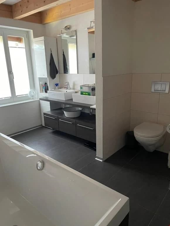 Modern 5.5-Zimmer-Apartment mit Balkon, Cordast