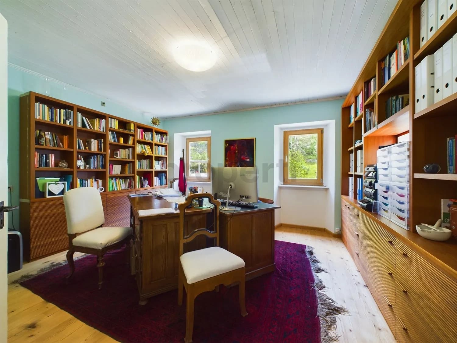 Pittoresca casa plurifamiliare con terreno nel cuore della Val di Blenio / Malvenfarbiges Mehrfamilienhaus mit Grundstück im Herzen des Bleniotals