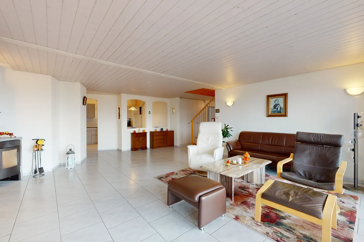 Dachwohnung mit fantastischer Bergsicht