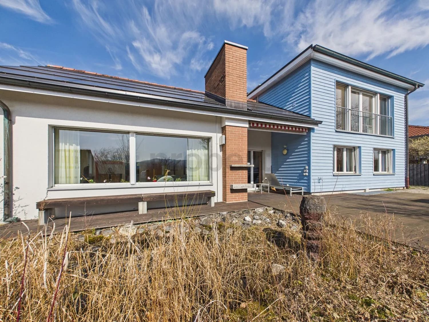 Grosszügiges, familienfreundliches Einfamilienhaus an sonniger, ruhiger Lage mit grossem Garten