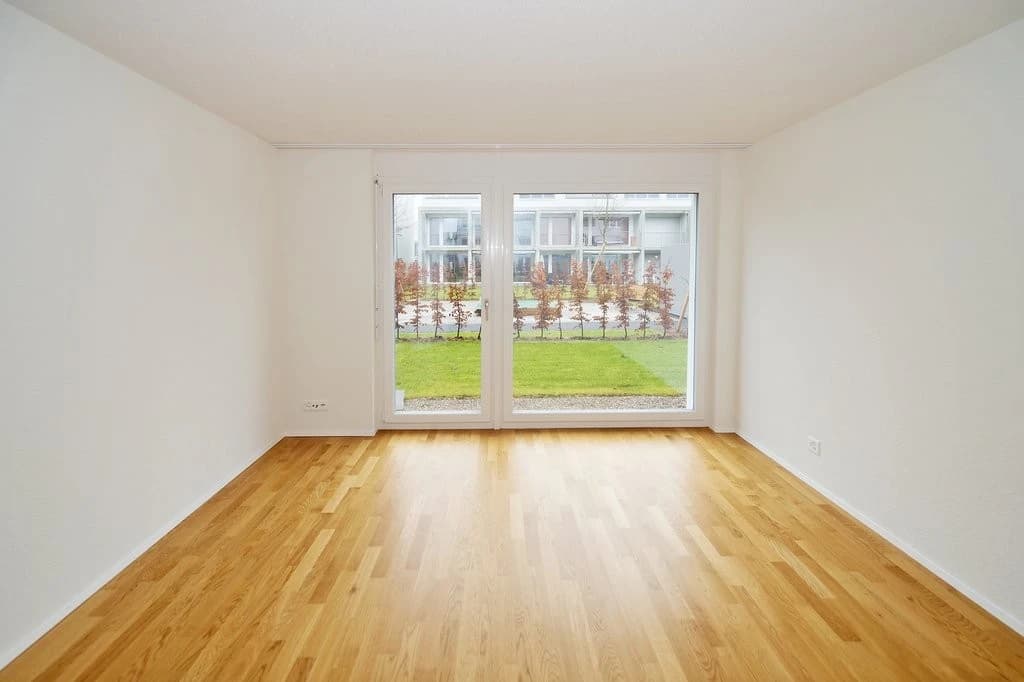 Modern wohnen mit sonnigem Gartensitzplatz!