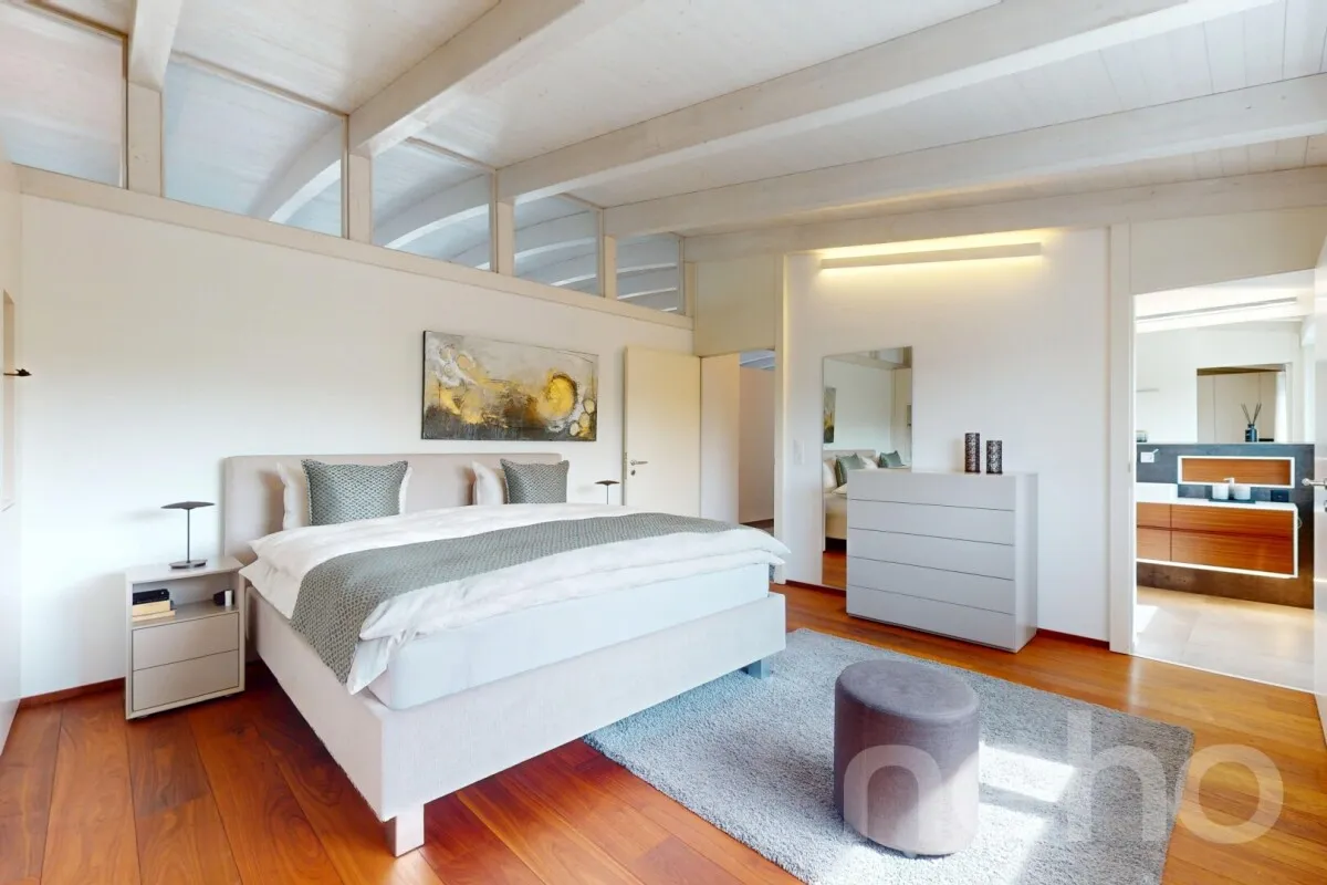 Attraktives Wohn- und Geschäftshaus mit stilvoller Wohnung