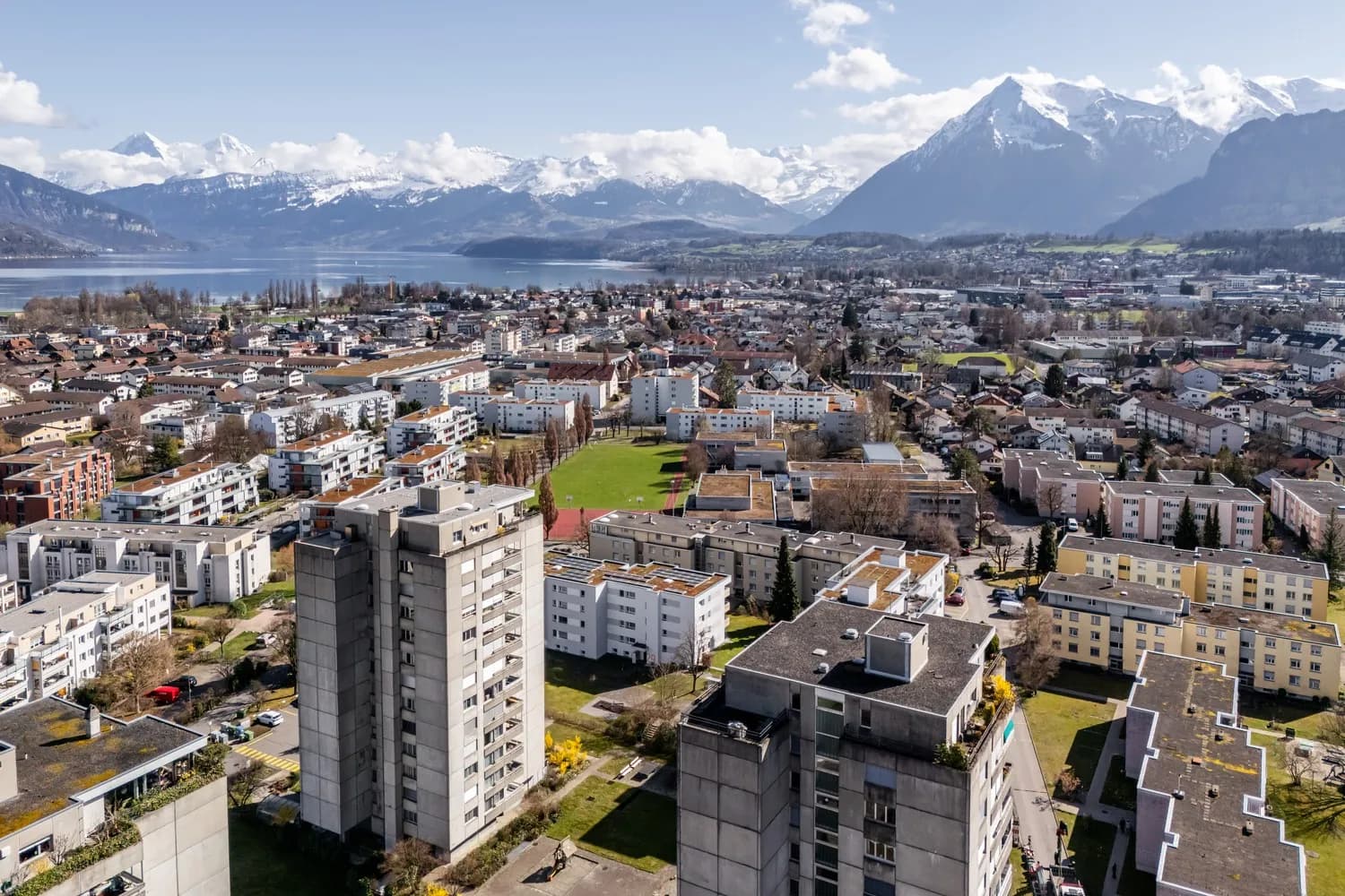 3.5 Zimmer-Wohnung, 9. Stock, rechts